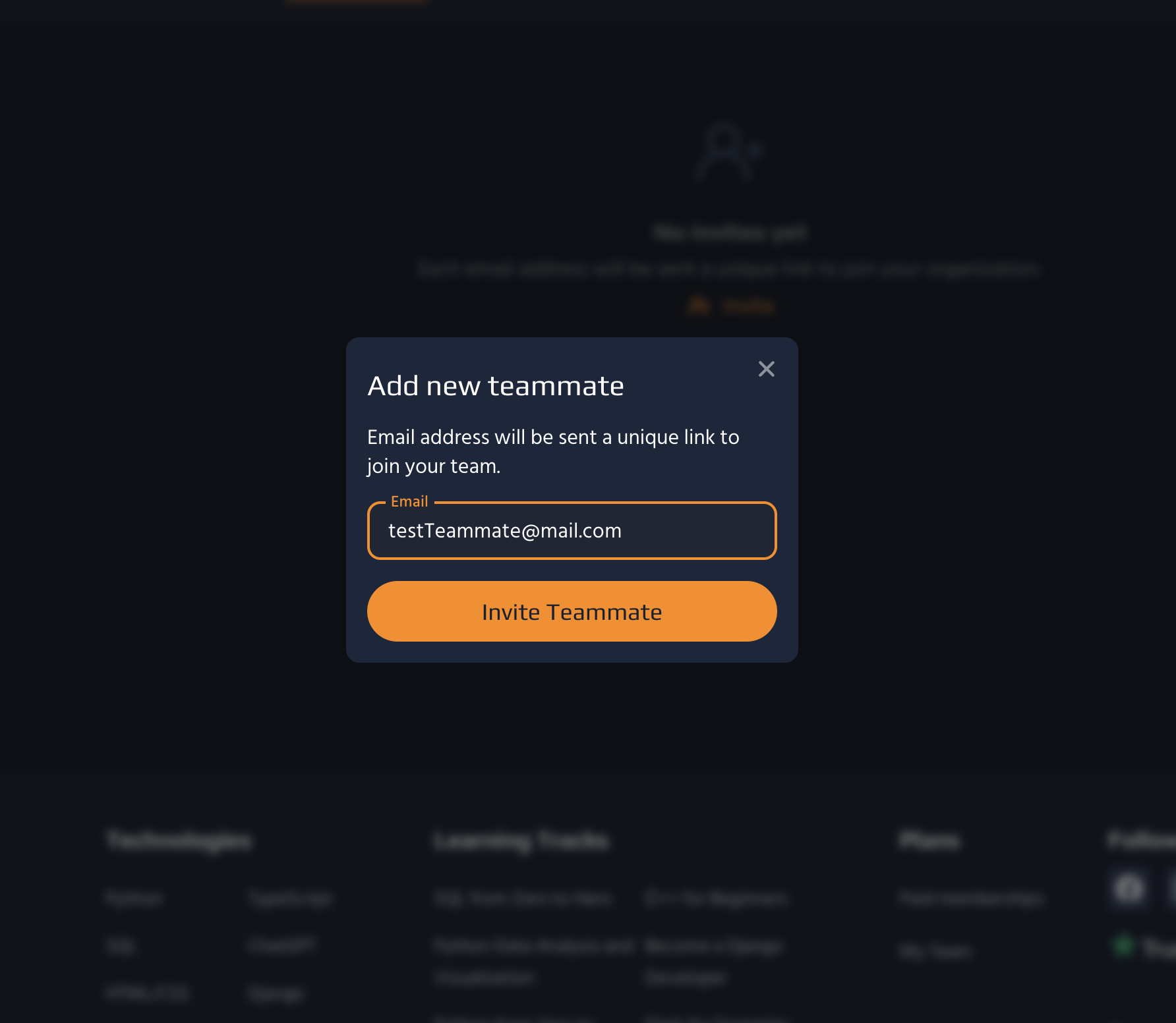 2. Enter the email address of your future teammate and click <b>Invite Teammates<b>